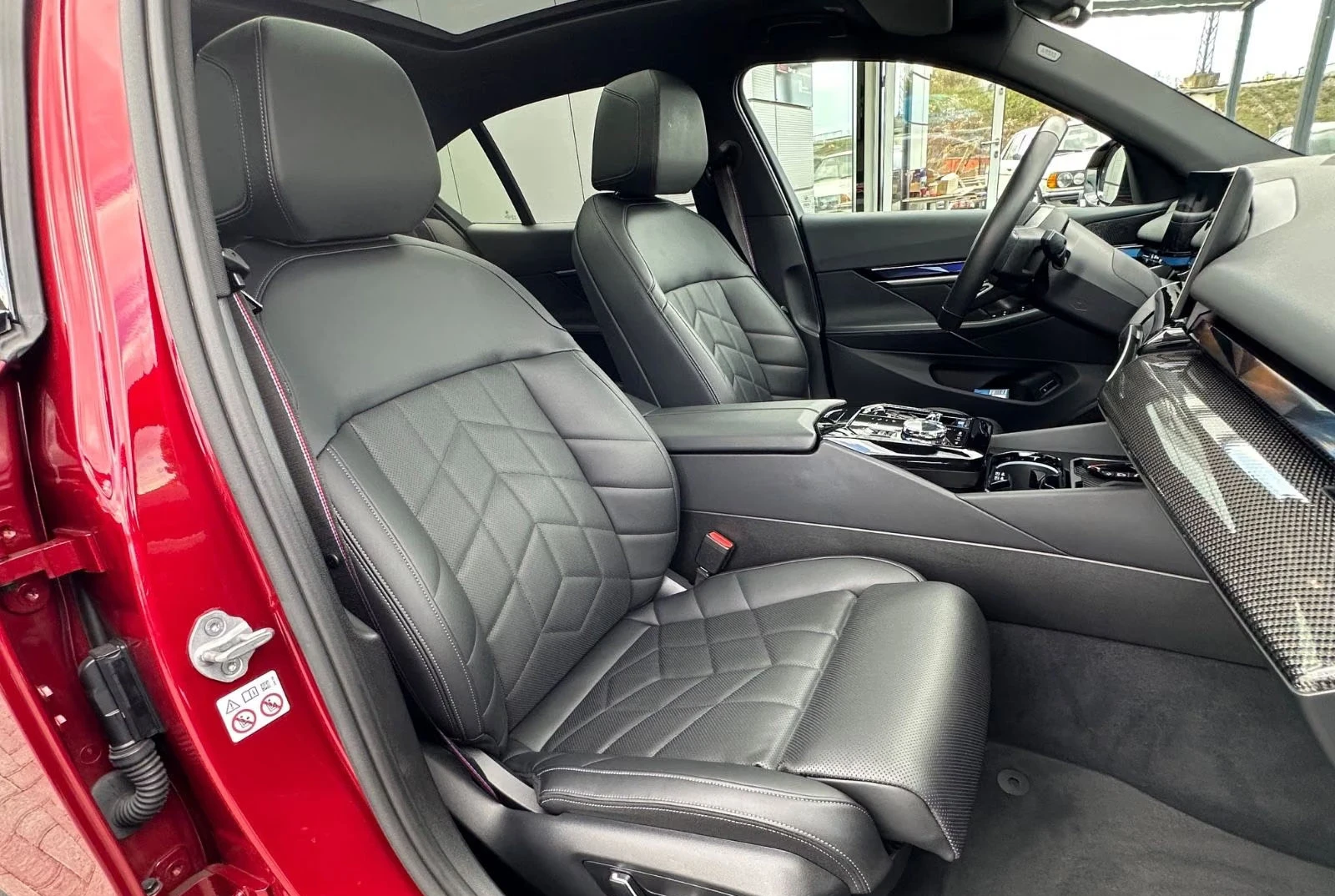 BMW i5 M60/601HP/xDRIVE/H&K/HUD/360/PANO/933z | Mobile.bg � ����������� 13
