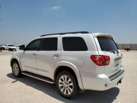 Toyota Sequoia 5.7 4X4 PLATINUM, снимка 2