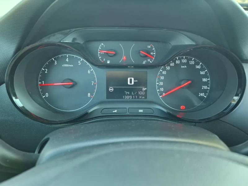 Opel Crossland X, снимка 8 - Автомобили и джипове - 52620717