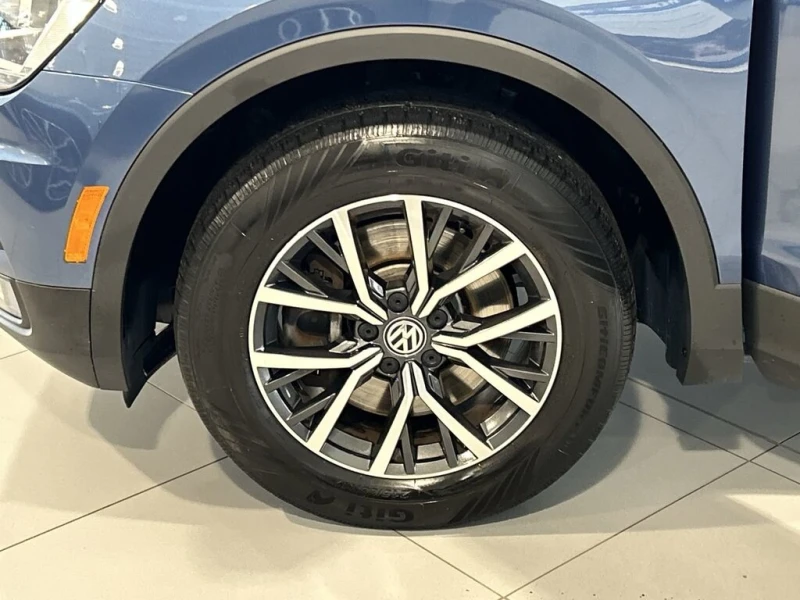 VW Tiguan Comfortline 2.0T* Камера* Подгрев* Кожа* 7-местен*, снимка 14 - Автомобили и джипове - 52555658