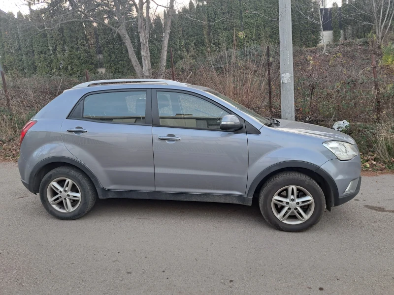 SsangYong Korando, снимка 2 - Автомобили и джипове - 52840211