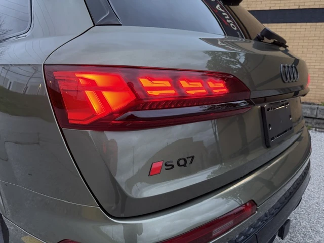 Audi SQ7 4.0 quattro / АВТОКРЕДИТ / ПРОГНОЗНА ЦЕНА до БГ, снимка 4 - Автомобили и джипове - 55844310