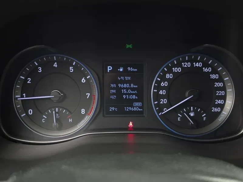 Hyundai Kona 1.6 Turbo 2Wd Smart, снимка 8 - Автомобили и джипове - 56207704