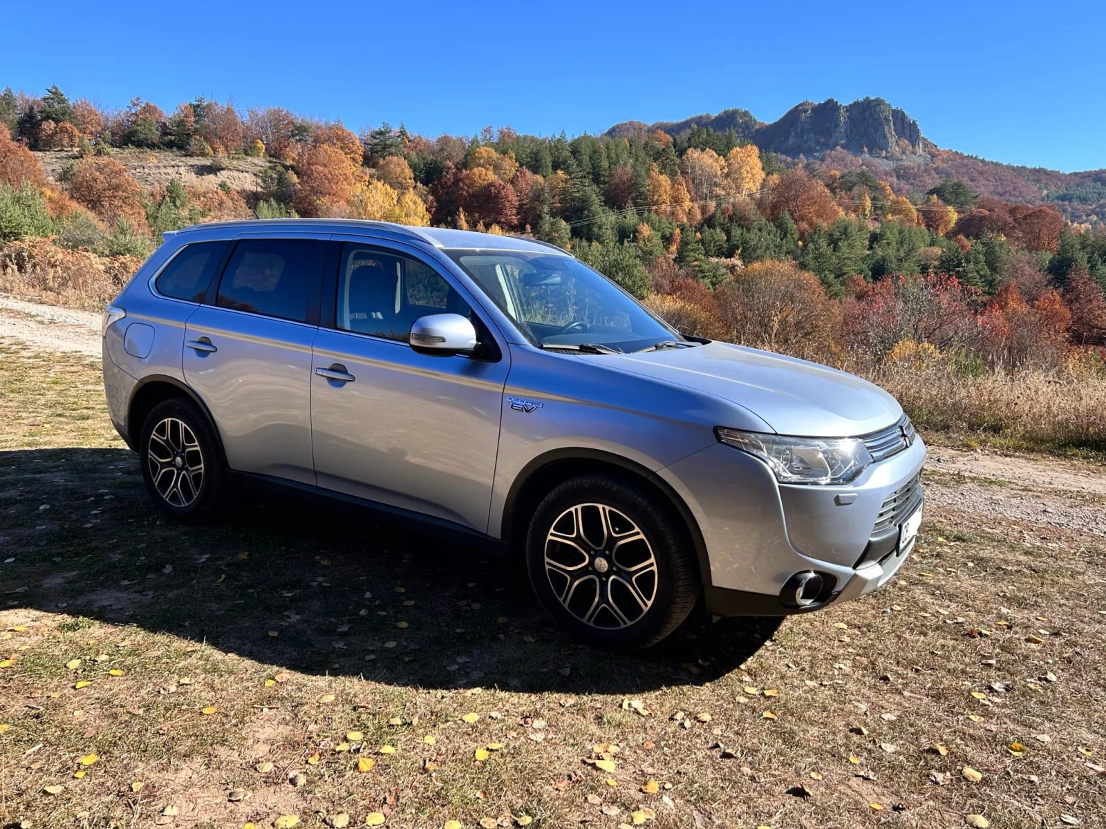 Mitsubishi Outlander PHEV - изображение 7