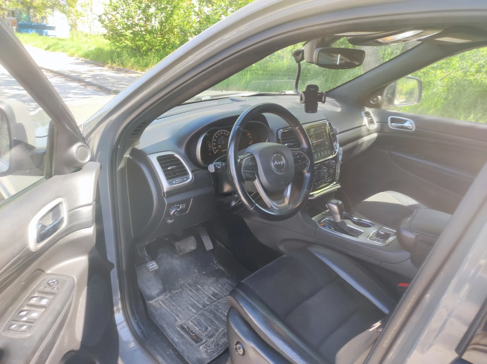 Jeep Grand cherokee  - изображение 5