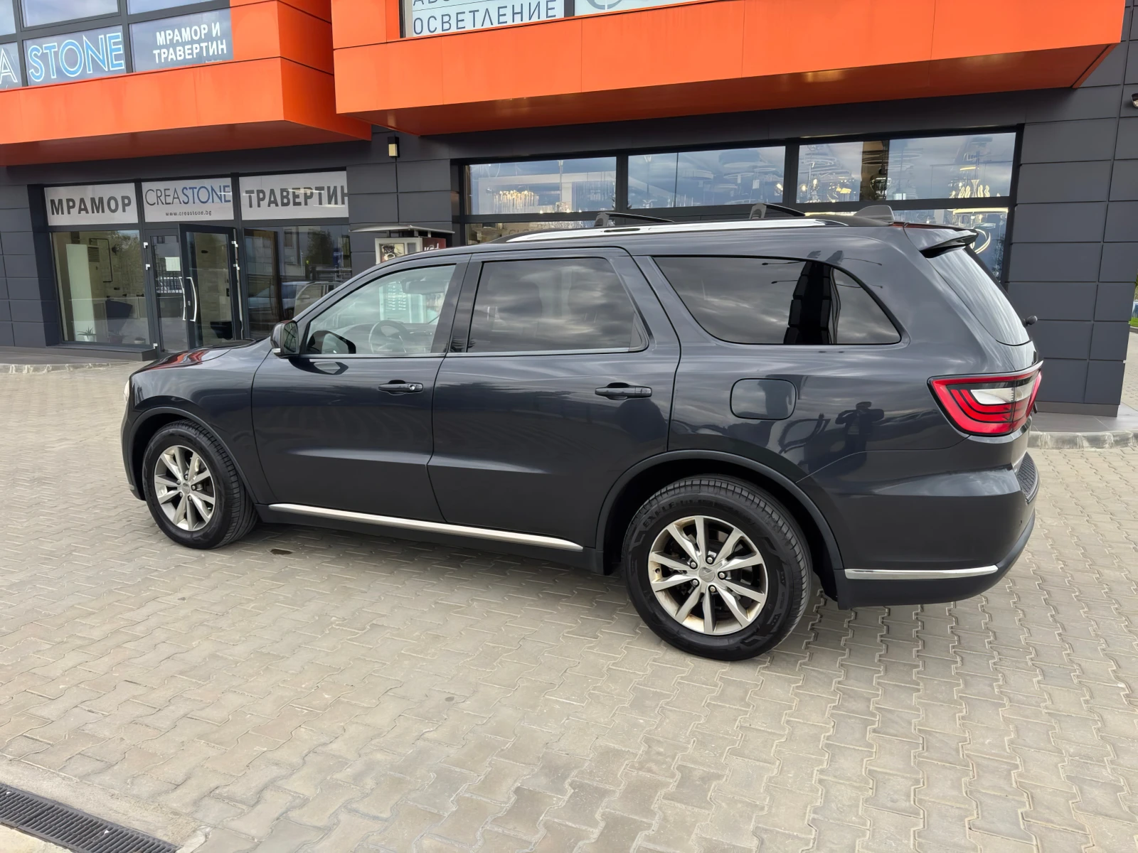 Dodge Durango Limited AWD V6 - изображение 7