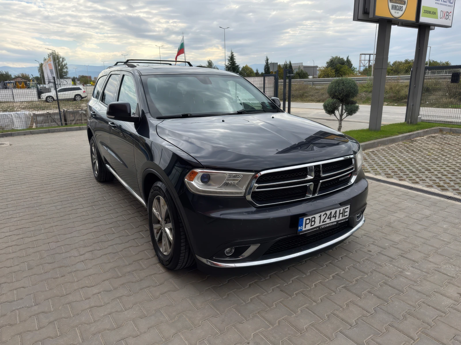 Dodge Durango Limited AWD V6 - изображение 2