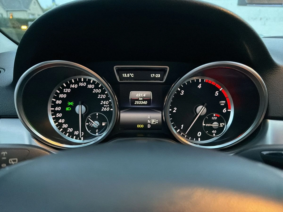 Mercedes-Benz ML 350 CDI BlueTEC* АВТОКРЕДИТ - изображение 8