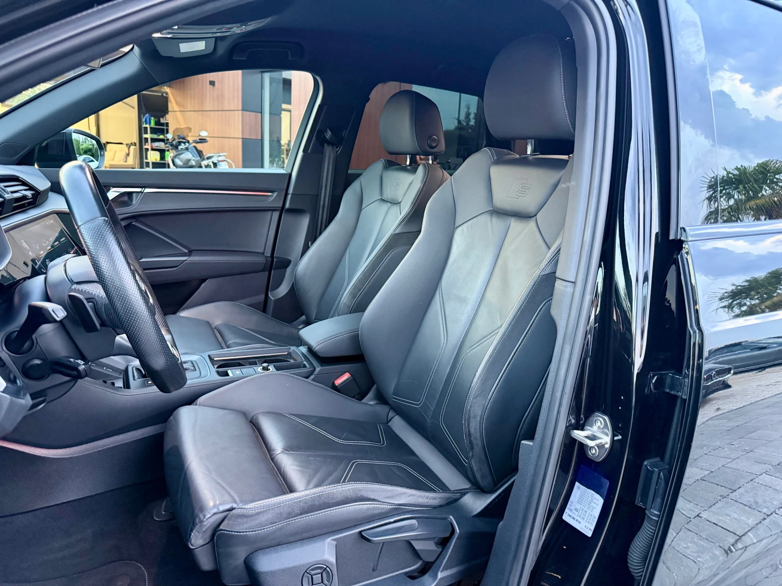 Audi Q3 3XS-LINE* 4X4, снимка 11 - Автомобили и джипове - 54805518