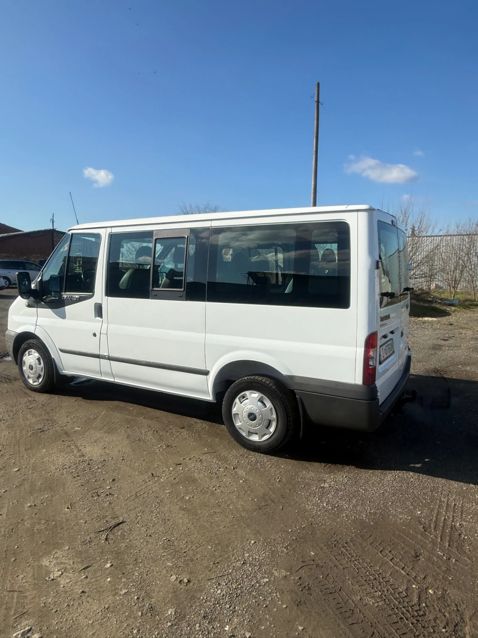 Ford Transit 2.2 - изображение 6