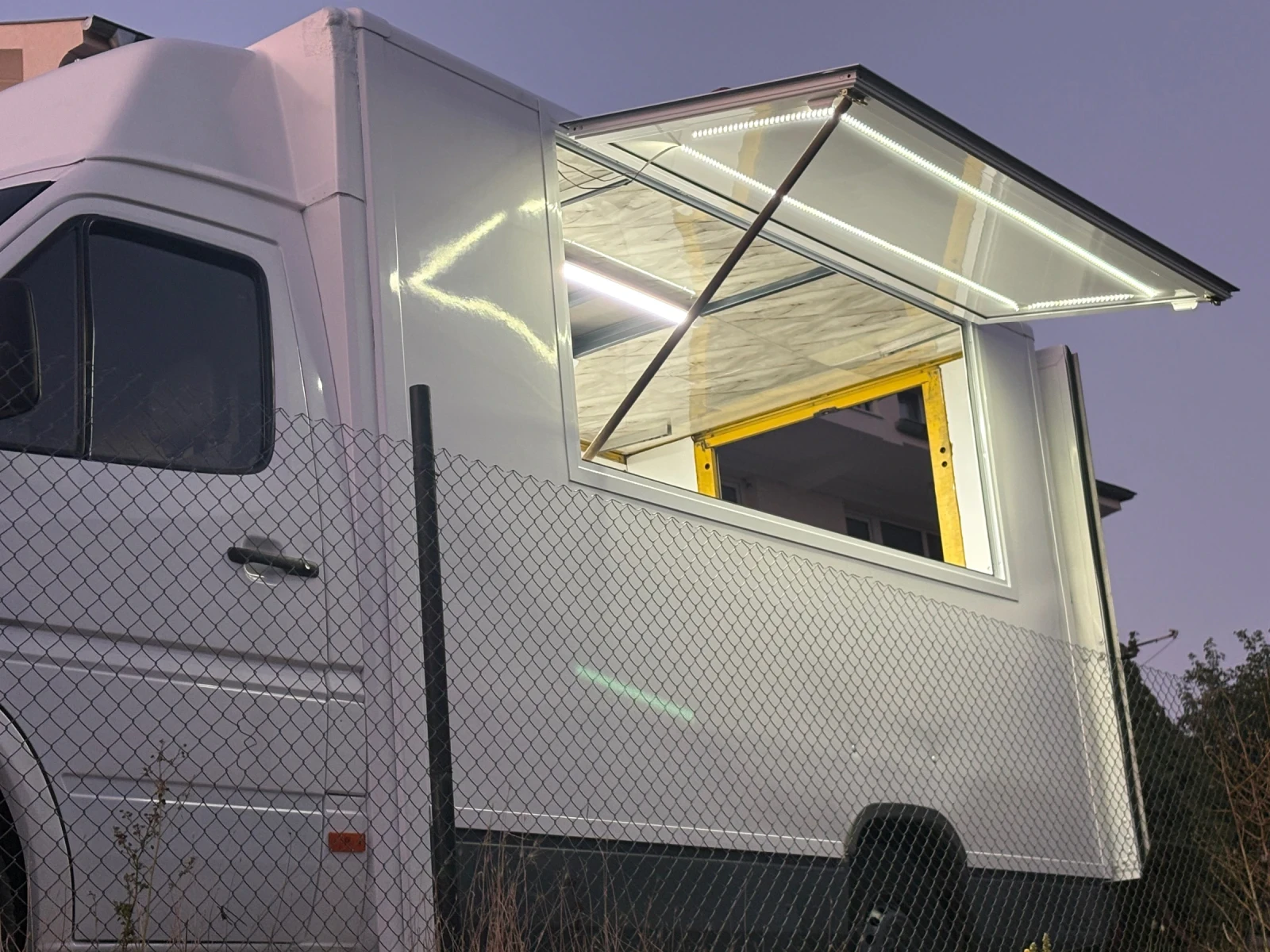 Mercedes-Benz Sprinter 308, снимка 9 - Бусове и автобуси - 55792952