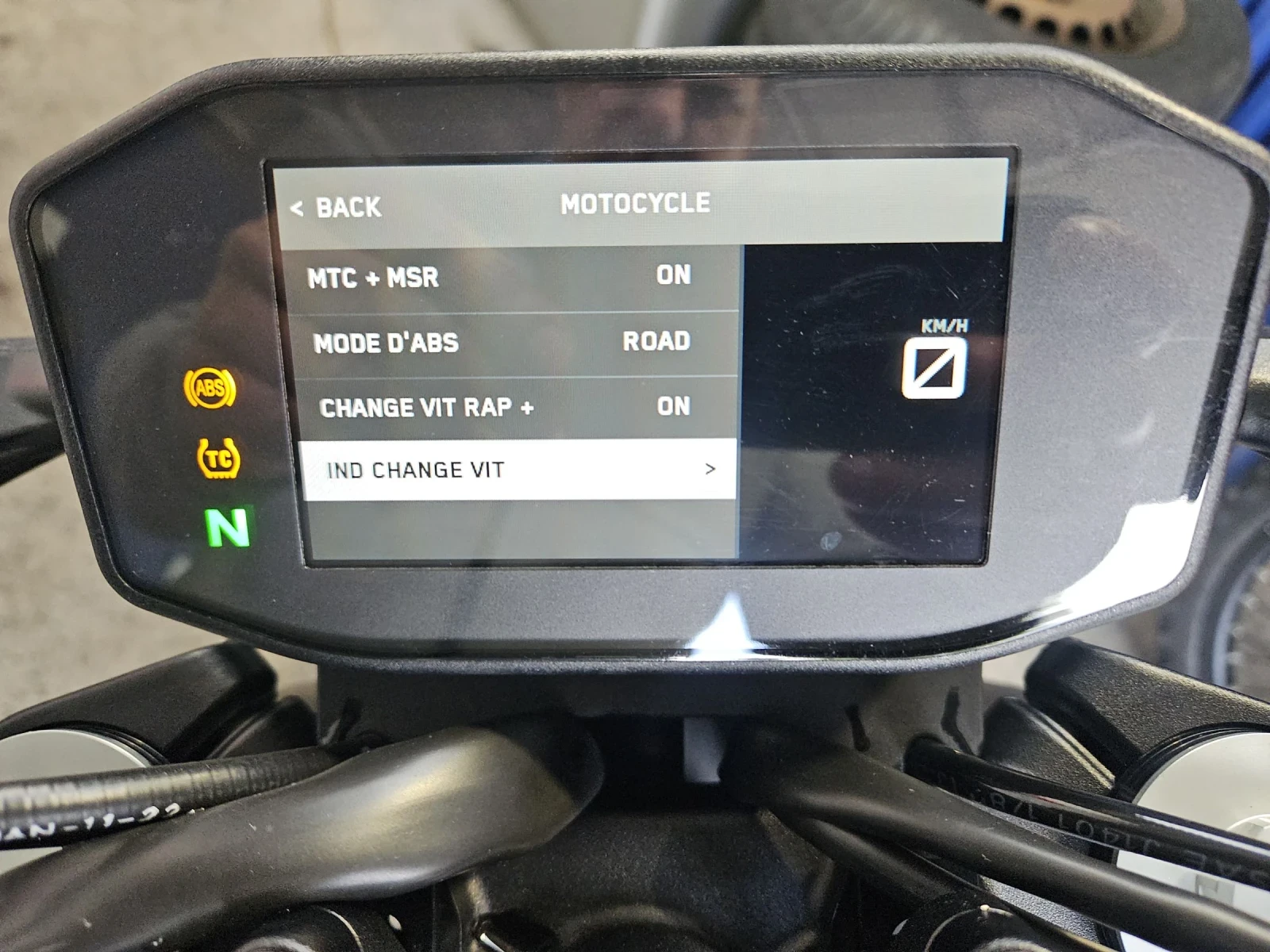 Ktm Duke 790 TECH PACK A2 35 KW - изображение 5
