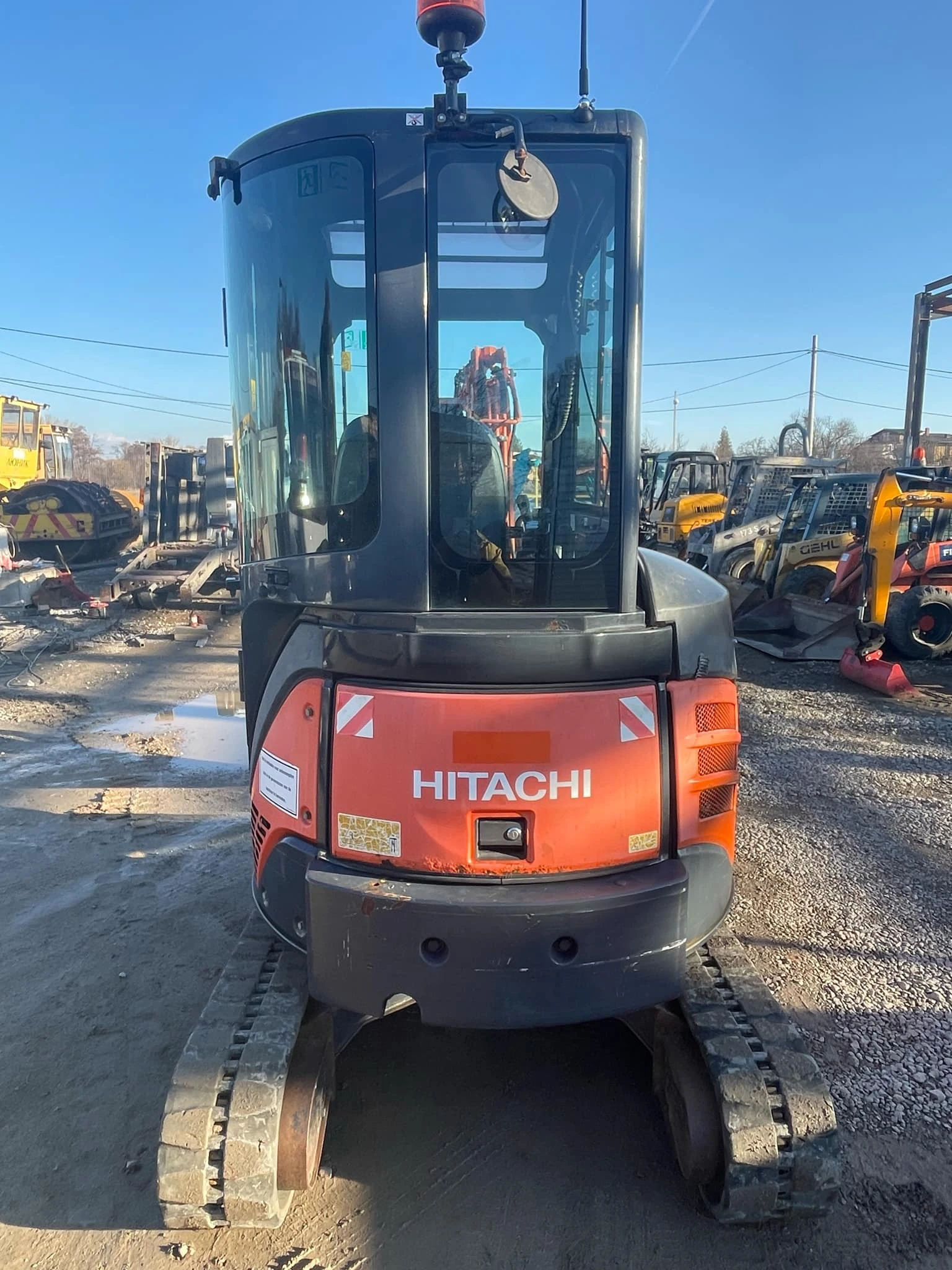 Багер Hitachi ZX22U - изображение 5