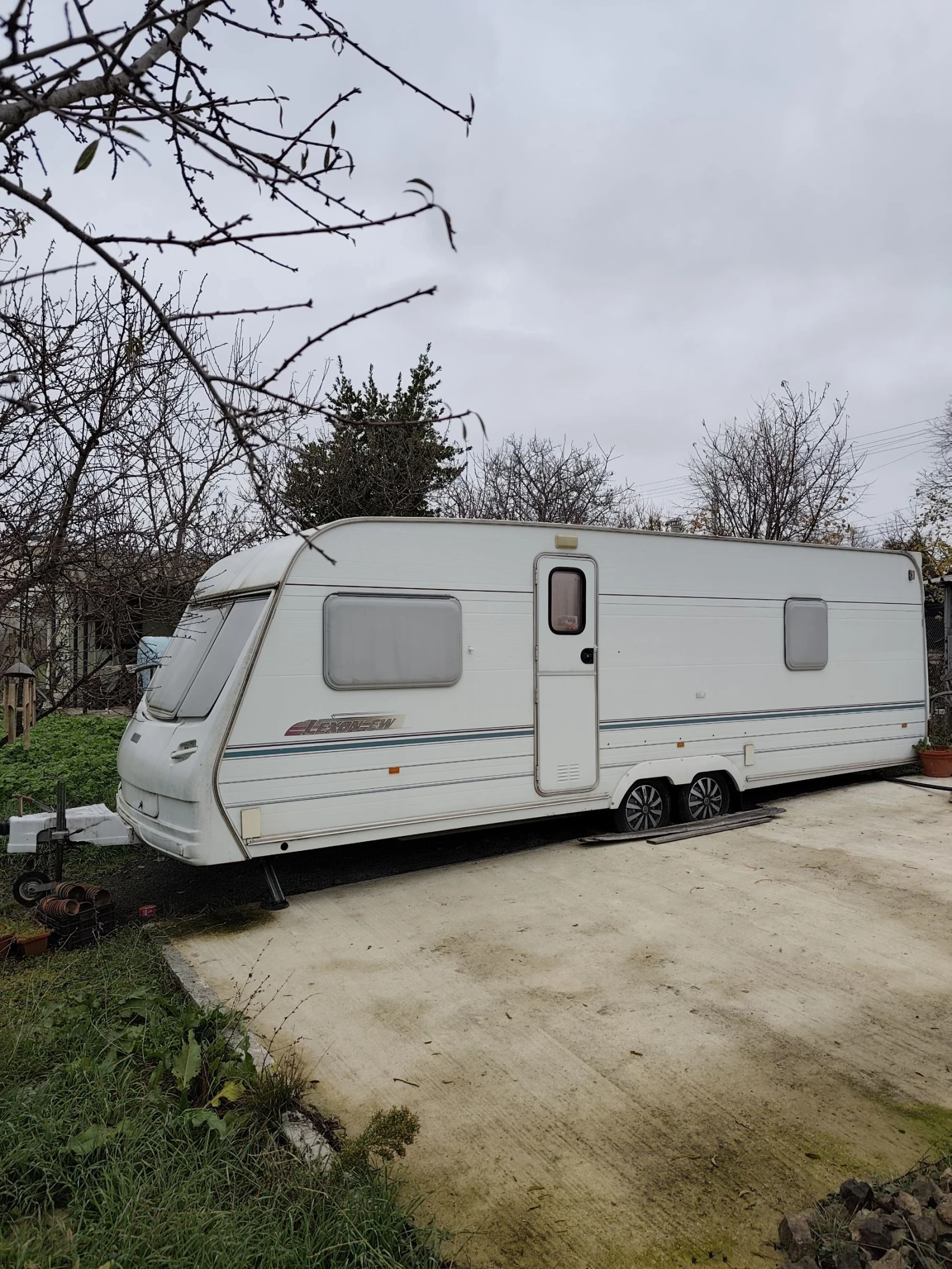 �������� Lunar Lexon | Mobile.bg � ����������� 1