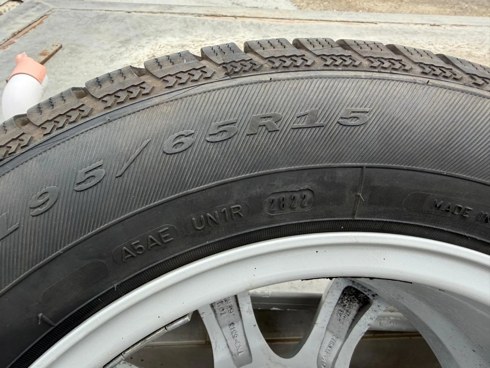 Гуми с джанти Debica 195/65R15, снимка 6 - Гуми и джанти - 56171944