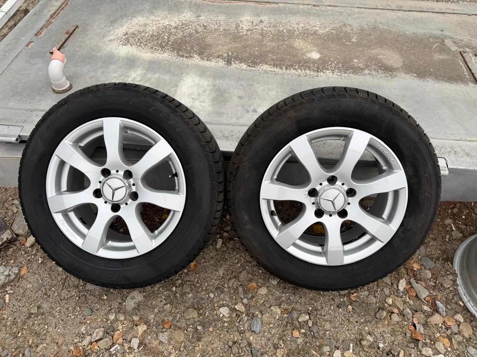 Гуми с джанти Debica 195/65R15