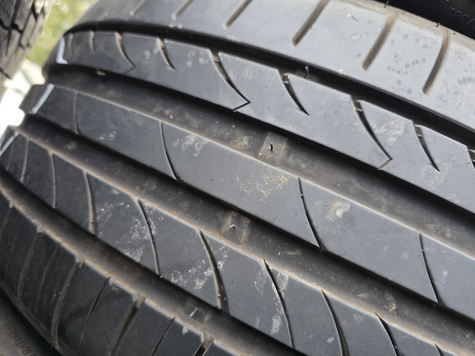 Гуми Летни 215/40R17, снимка 5 - Гуми и джанти - 56664487