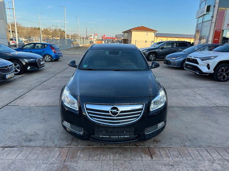 Opel Insignia, снимка 1 - Автомобили и джипове - 43950896