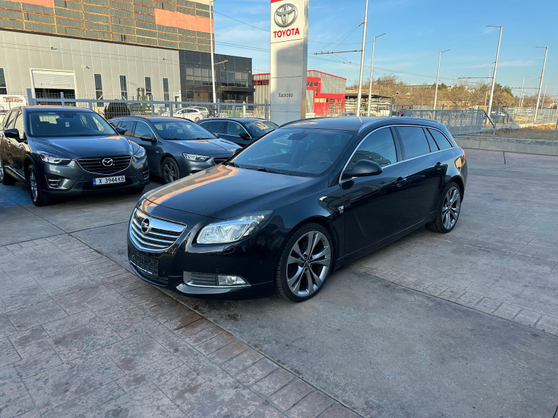 Opel Insignia, снимка 2 - Автомобили и джипове - 43950896
