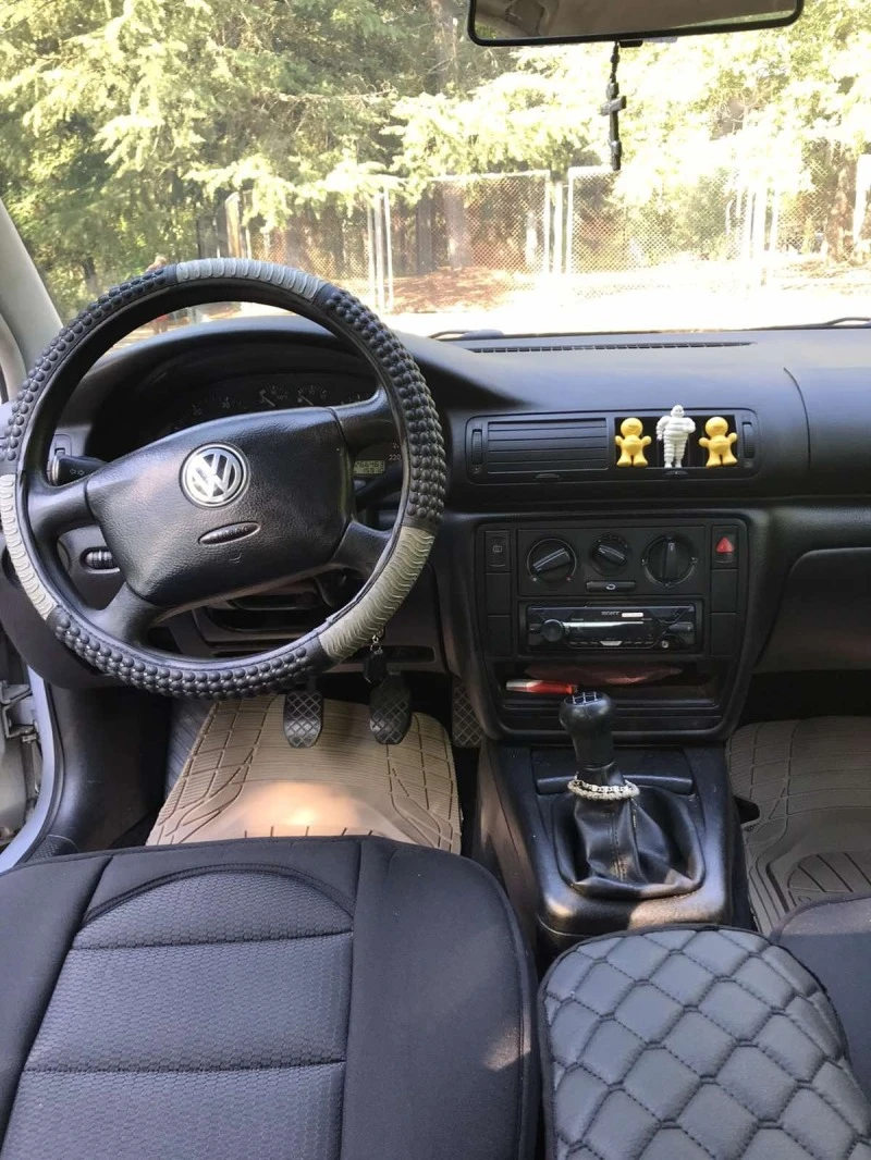 VW Passat, снимка 9 - Автомобили и джипове - 46768988