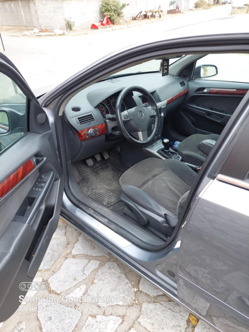 Opel Astra 1.9, снимка 2 - Автомобили и джипове - 47866701