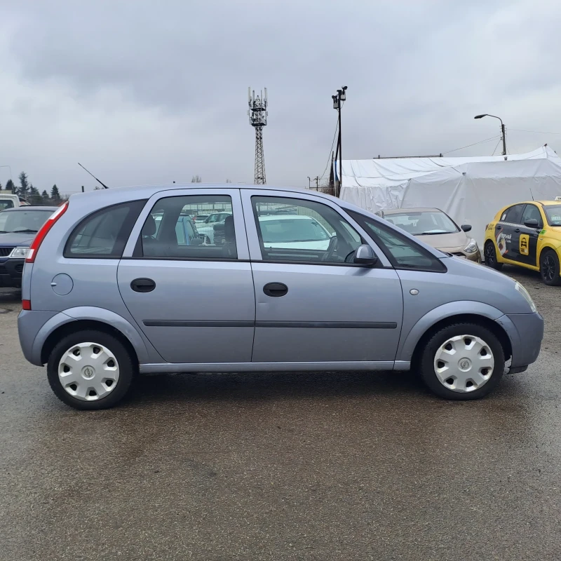 Opel Meriva 1.6 на 107х.км. КАТО НОВ !, снимка 7 - Автомобили и джипове - 49326120