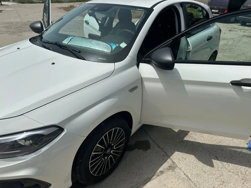 Fiat Tipo 1.0T 100hp, снимка 3 - Автомобили и джипове - 52296539