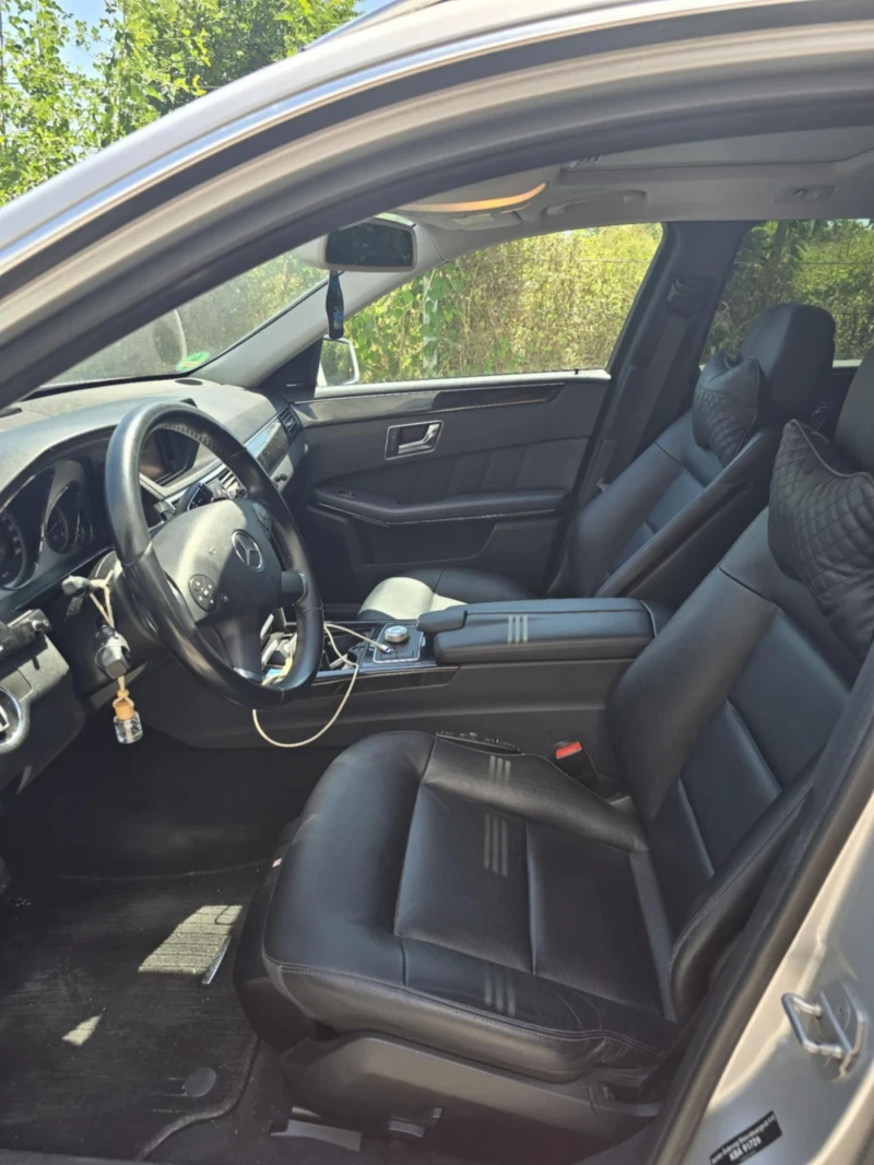 Mercedes-Benz E 350 4matic, снимка 8 - Автомобили и джипове - 50973609