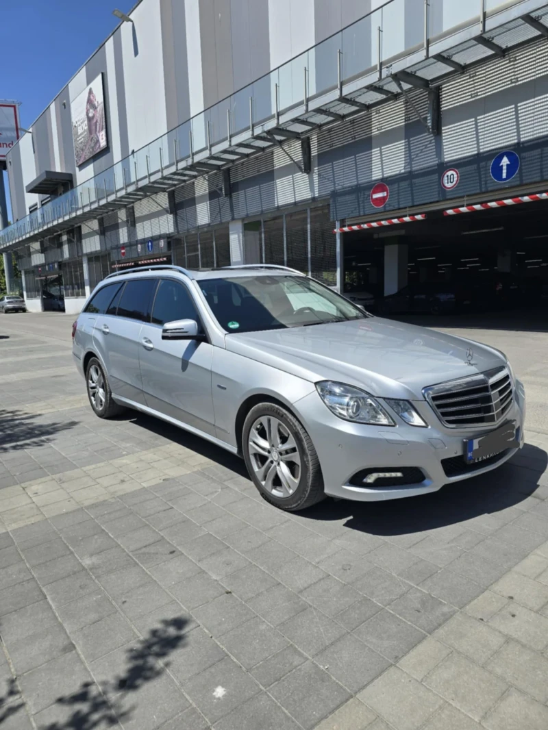Mercedes-Benz E 350 4matic, снимка 6 - Автомобили и джипове - 50973609