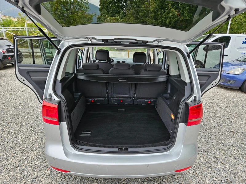 VW Touran 1.6TDI 105кс.FACELIFT, снимка 15 - Автомобили и джипове - 52038732