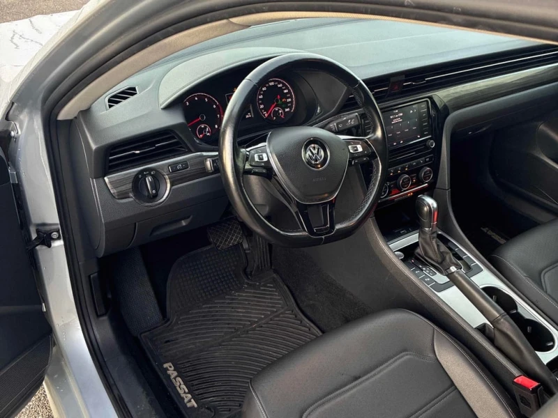 VW Passat * Highline * CARFAX * БЕЗ ПЪРВОНАЧАЛНА ВНОСКА, снимка 5 - Автомобили и джипове - 52807830