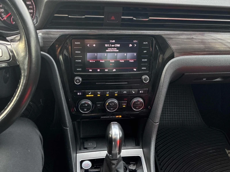 VW Passat * Highline * CARFAX * БЕЗ ПЪРВОНАЧАЛНА ВНОСКА, снимка 9 - Автомобили и джипове - 52807830