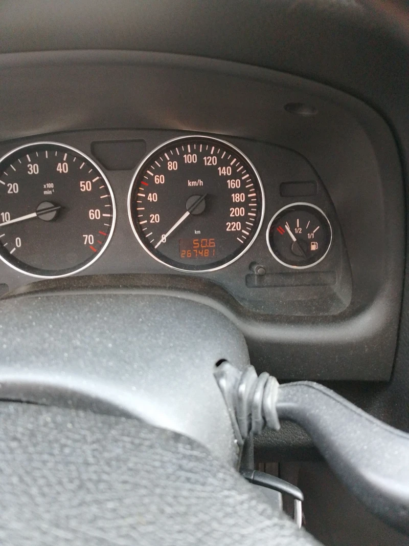 Opel Astra 1.6, снимка 7 - Автомобили и джипове - 52836341