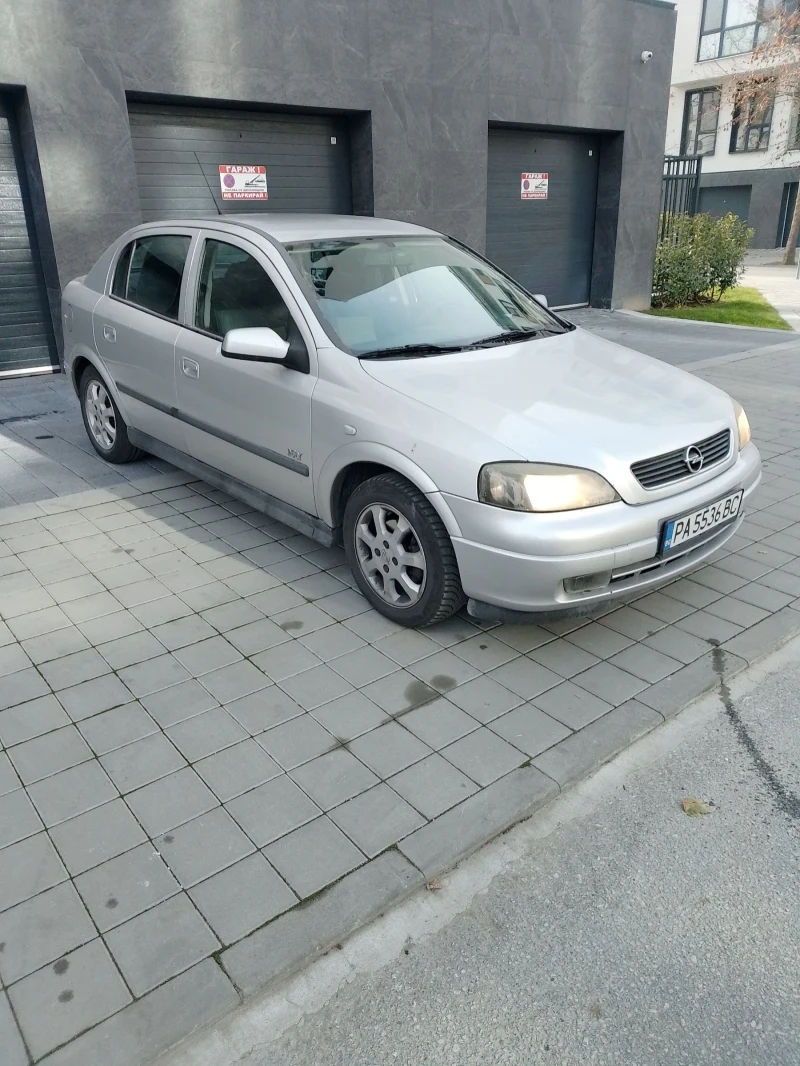 Opel Astra 1.6, снимка 3 - Автомобили и джипове - 52836341