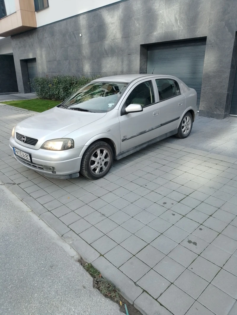 Opel Astra 1.6, снимка 5 - Автомобили и джипове - 52836341