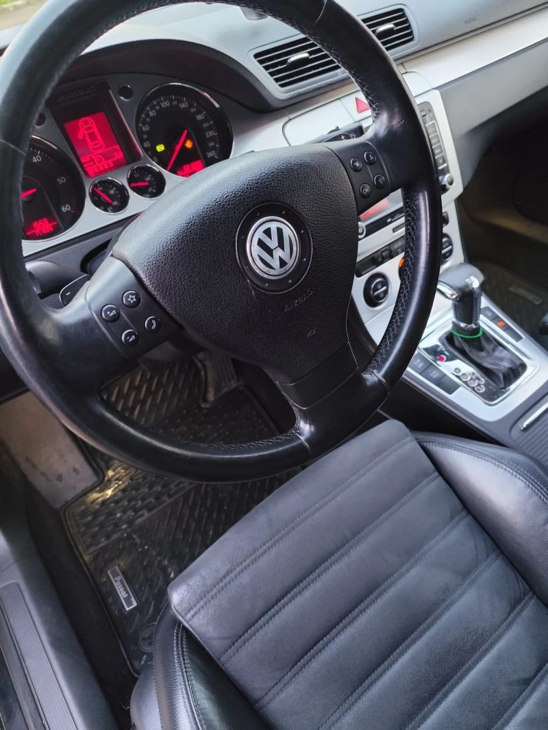 VW Passat 2.0 TDI HIGHLINE BMP, снимка 9 - Автомобили и джипове - 52879110