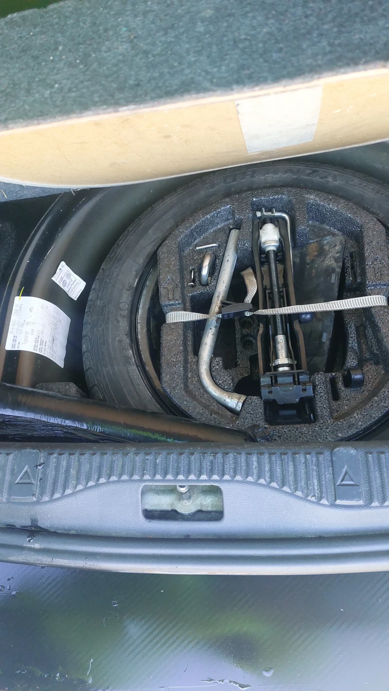 Skoda Roomster Face-lift , снимка 7 - Автомобили и джипове - 53001395