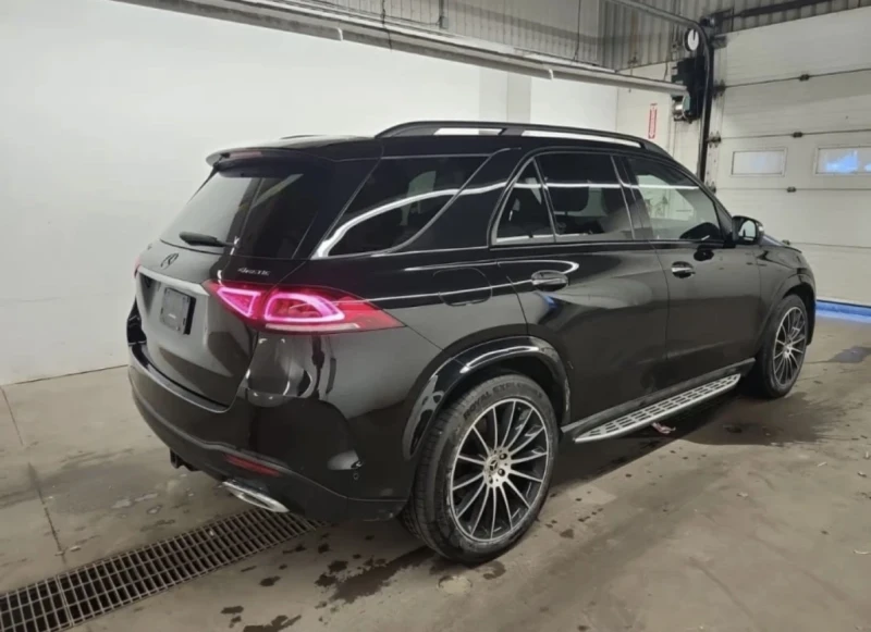 Mercedes-Benz GLE 450 * * CARFAX * * АВТО КРЕДИТ * * , снимка 4 - Автомобили и джипове - 53092181