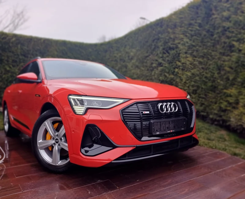 Audi E-Tron Quatro/Sportback/2xS line/Hud/360* /B&O/ГАРАНЦИЯ - 37900 EUR - 27566165 | Car24.bg