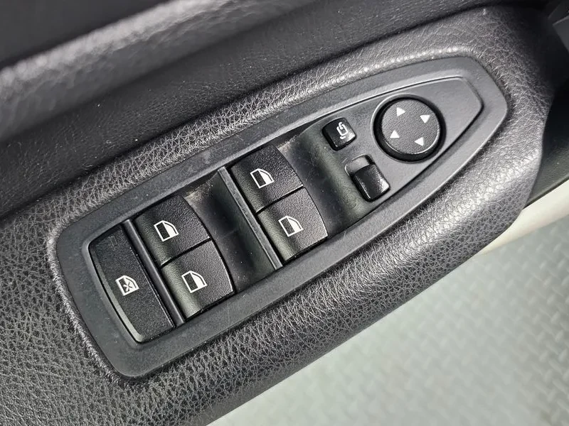 BMW 118, снимка 16 - Автомобили и джипове - 54873518