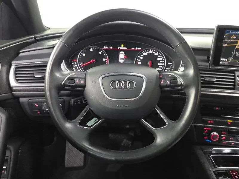 Audi A6 2.0 TDI, снимка 13 - Автомобили и джипове - 55058609