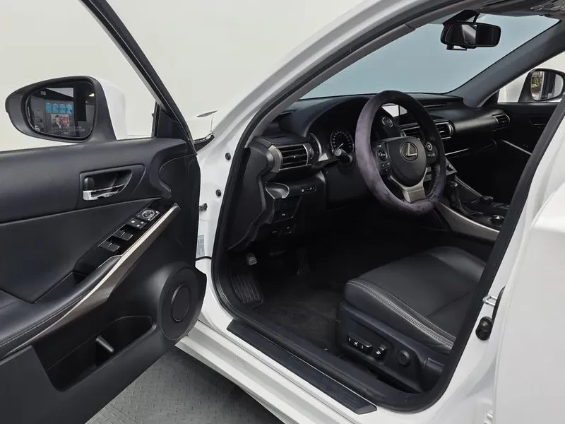 Lexus IS 250 Premium XE30, снимка 9 - Автомобили и джипове - 55525742
