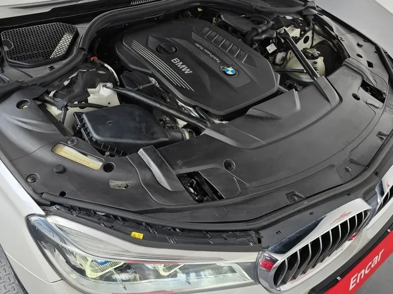 BMW 730 D xDrive M Sports - САМО 30% АВАНС, снимка 6 - Автомобили и джипове - 55845259