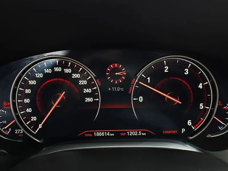 BMW 730 D xDrive M Sports - САМО 30% АВАНС, снимка 8 - Автомобили и джипове - 55845259