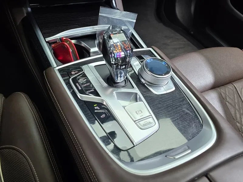 BMW 730 D xDrive M Sports - САМО 30% АВАНС, снимка 9 - Автомобили и джипове - 55845259
