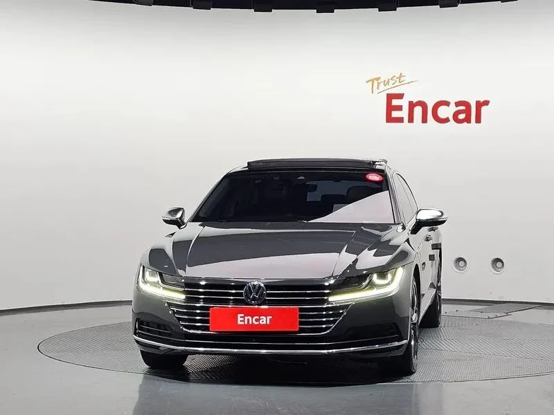 VW Arteon, снимка 3 - Автомобили и джипове - 56740395