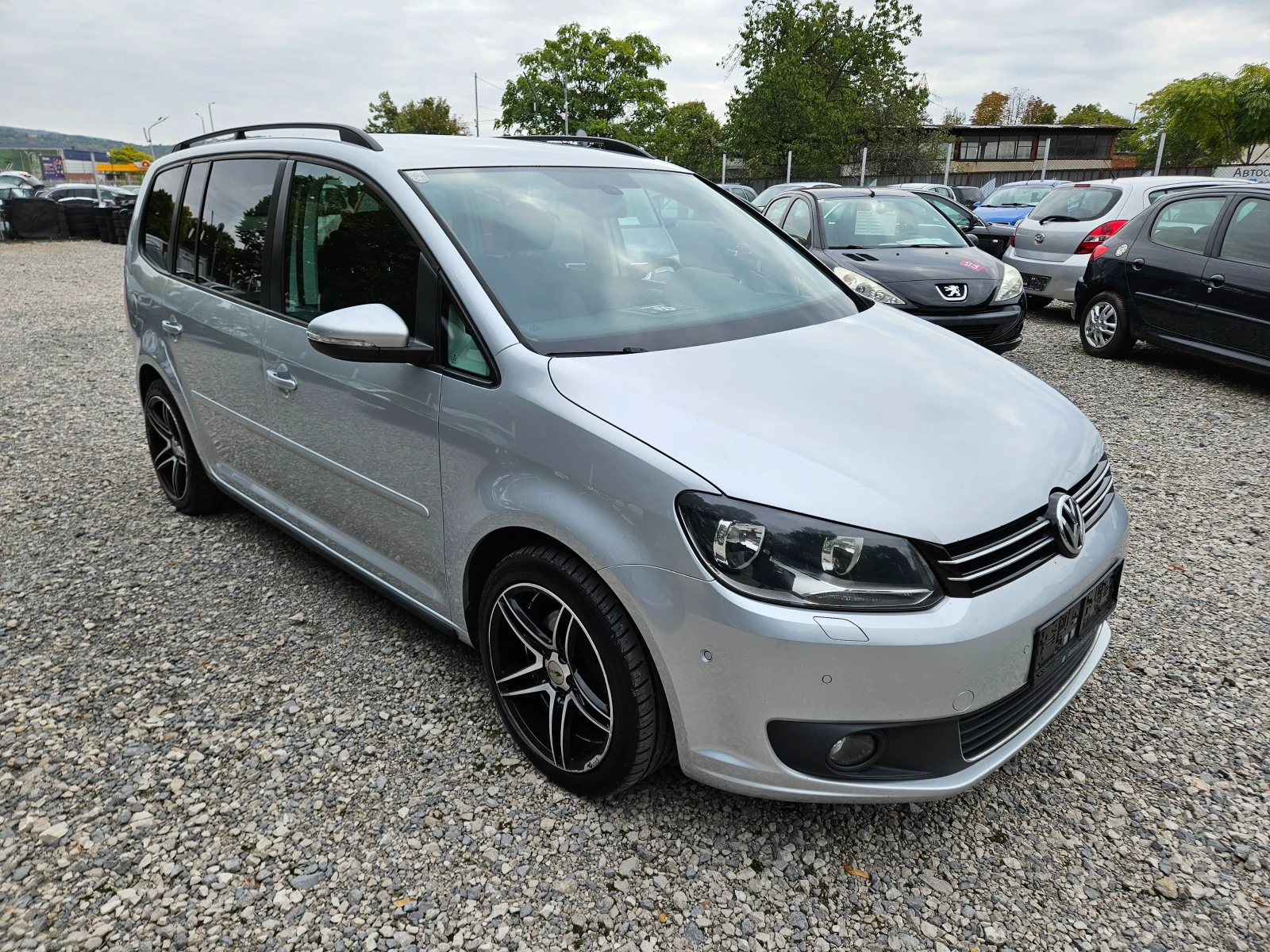 VW Touran 1.6TDI 105кс.FACELIFT, снимка 1