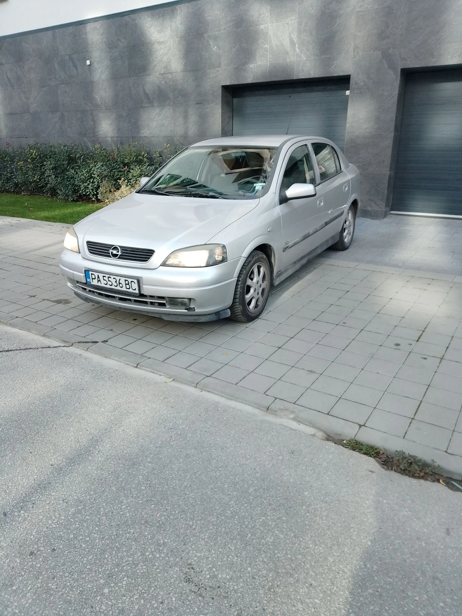Opel Astra 1.6, снимка 1