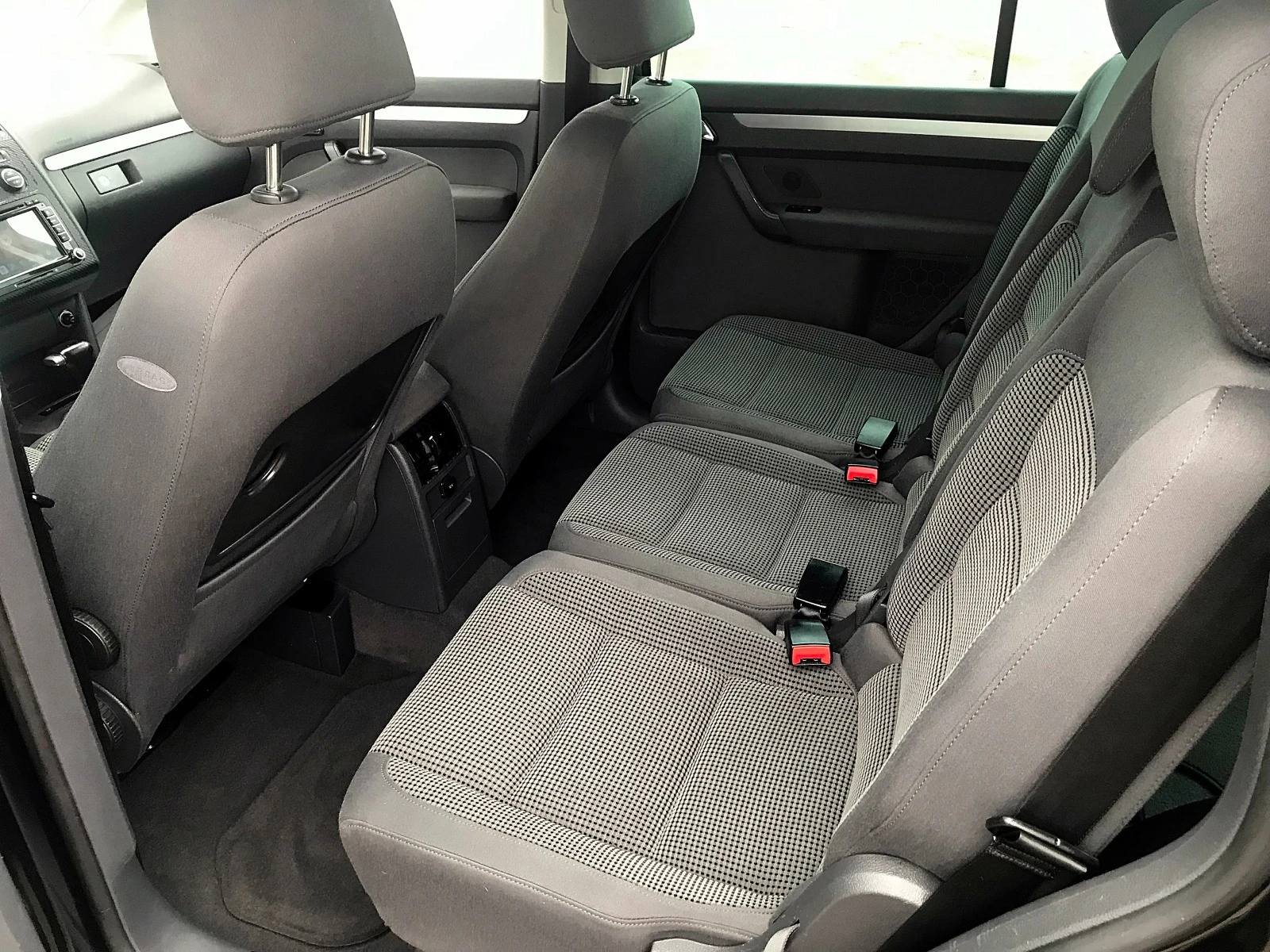 VW Touran 1.6i,HIGHLINE,DSG,NAVI,XENON!!! | Mobile.bg   14