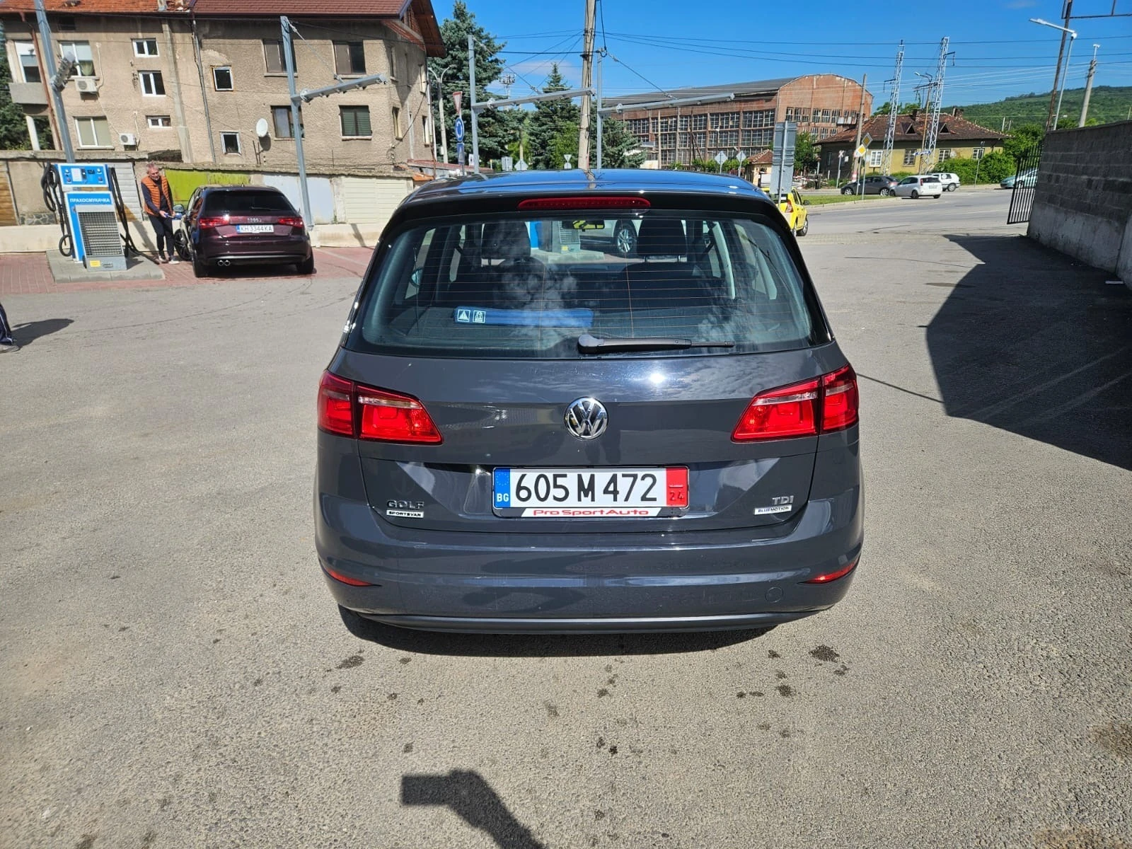 VW Sportsvan 1.6 - изображение 5